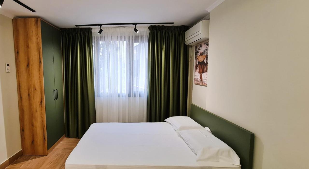 טיראנה 2V1 - Center Apartment 3 מראה חיצוני תמונה