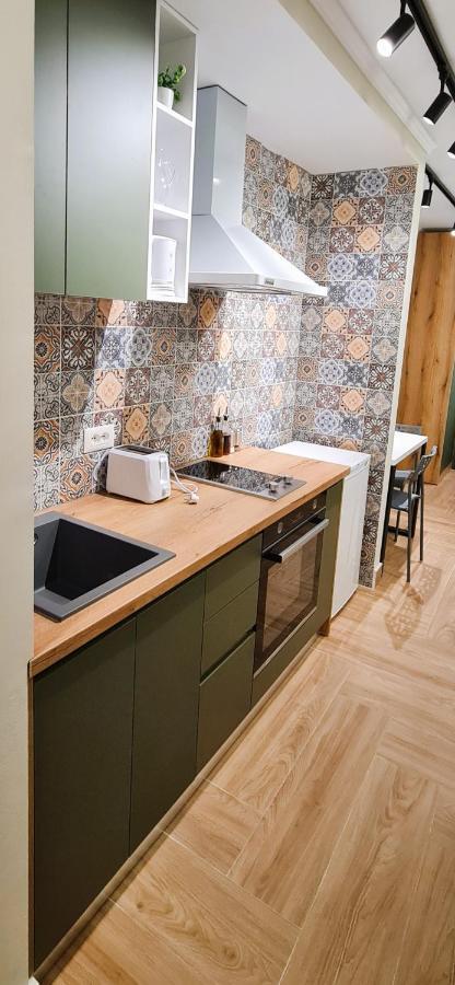 טיראנה 2V1 - Center Apartment 3 מראה חיצוני תמונה