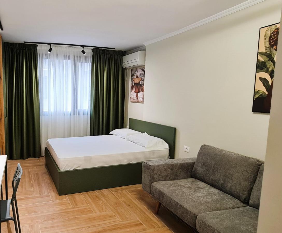 טיראנה 2V1 - Center Apartment 3 מראה חיצוני תמונה